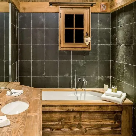 Chalet St. Anton: The Heartbeat Of Snowy Escapades Apartmán Sankt Anton am Arlberg